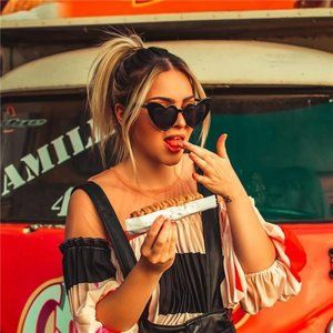 Black Sunglasses for Women, Love Heart Shaped, Vintage Cat Eye Retro EyeGlasses